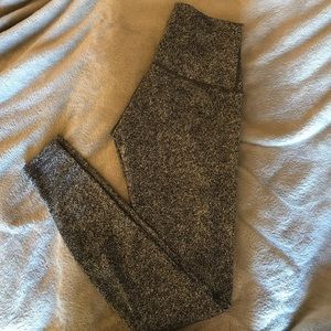 Lululemon leggings size 6